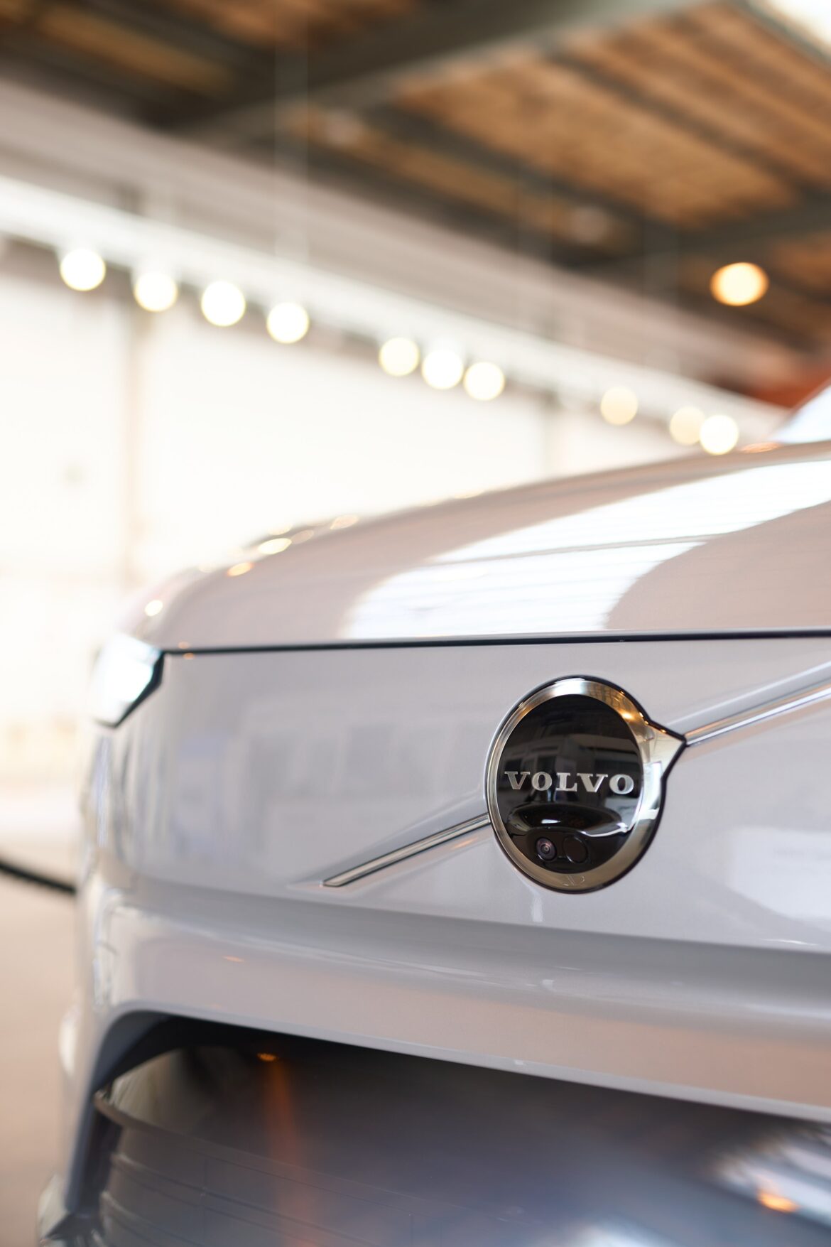 Volvo Cars partners up with the technology investor and innovation platform driver Plug and Play